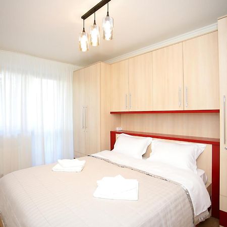 Feel Like Home Chisinau Ngoại thất bức ảnh